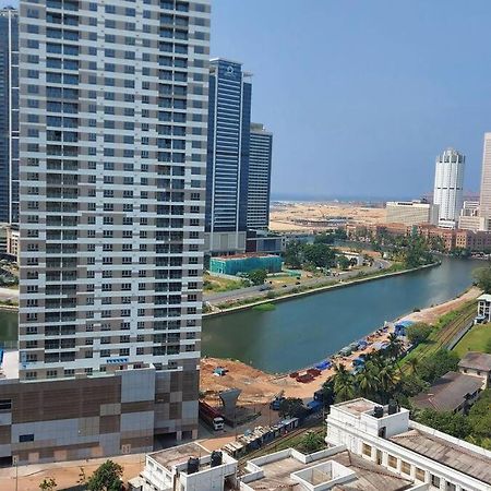Jays Apartment - Colombo 02 At The Heart Of Convenience المظهر الخارجي الصورة
