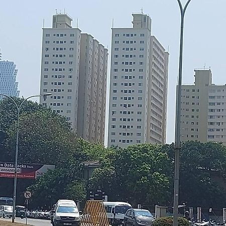 Jays Apartment - Colombo 02 At The Heart Of Convenience المظهر الخارجي الصورة